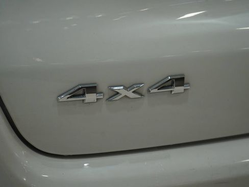 Used 2025 Jeep Compass Latitude w/ Sun & Sound Group AWD/4WD image 11