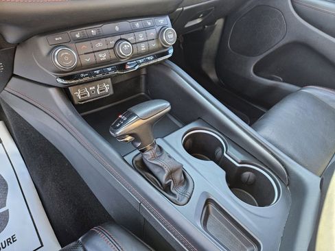 Used 2024 Dodge Durango GT image 24