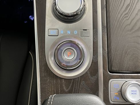 Used 2024 Genesis GV80 2.5T w/ Advanced Package image 22