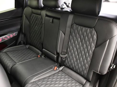 Used 2025 Genesis GV70 3.5T Sport w/ Sport Advanced Package image 43