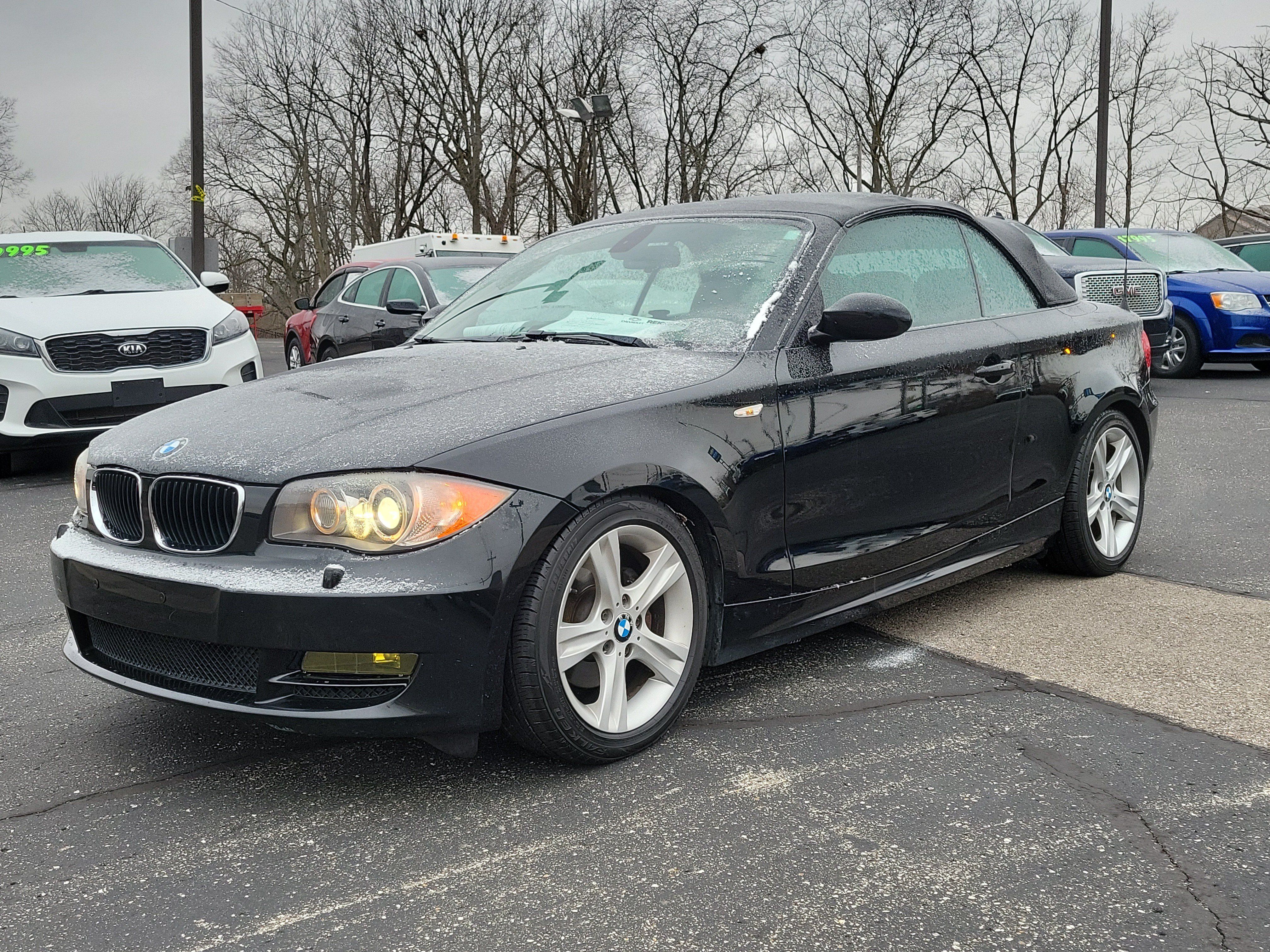 Used 2009 BMW 128i Convertible RWD image 2