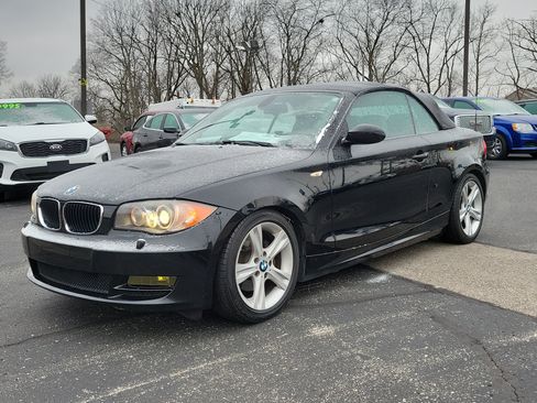 Used 2009 BMW 128i Convertible RWD image 2