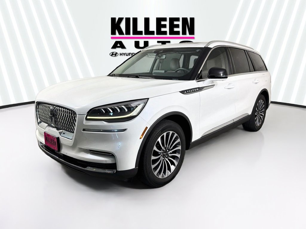 Used 2024 Lincoln Aviator Reserve w/ Elements Package Plus RWD image 3