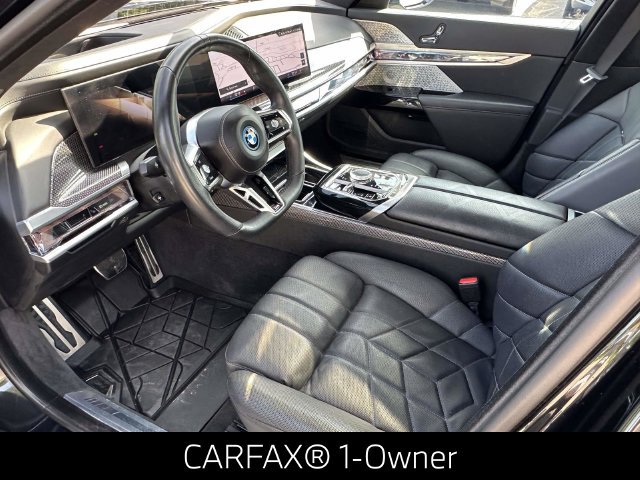 Certified 2023 BMW i7 xDrive60 AWD/4WD image 2
