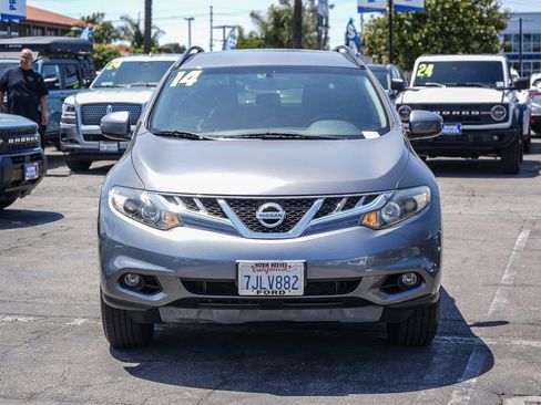 Used 2014 Nissan Murano SV w/ Value Package FWD image 2