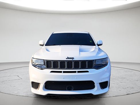 Used 2018 Jeep Grand Cherokee Trackhawk AWD/4WD image 8
