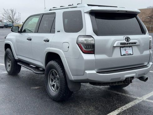 Used 2014 Toyota 4Runner SR5 image 7