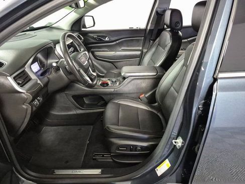 Used 2020 GMC Acadia SLT image 9