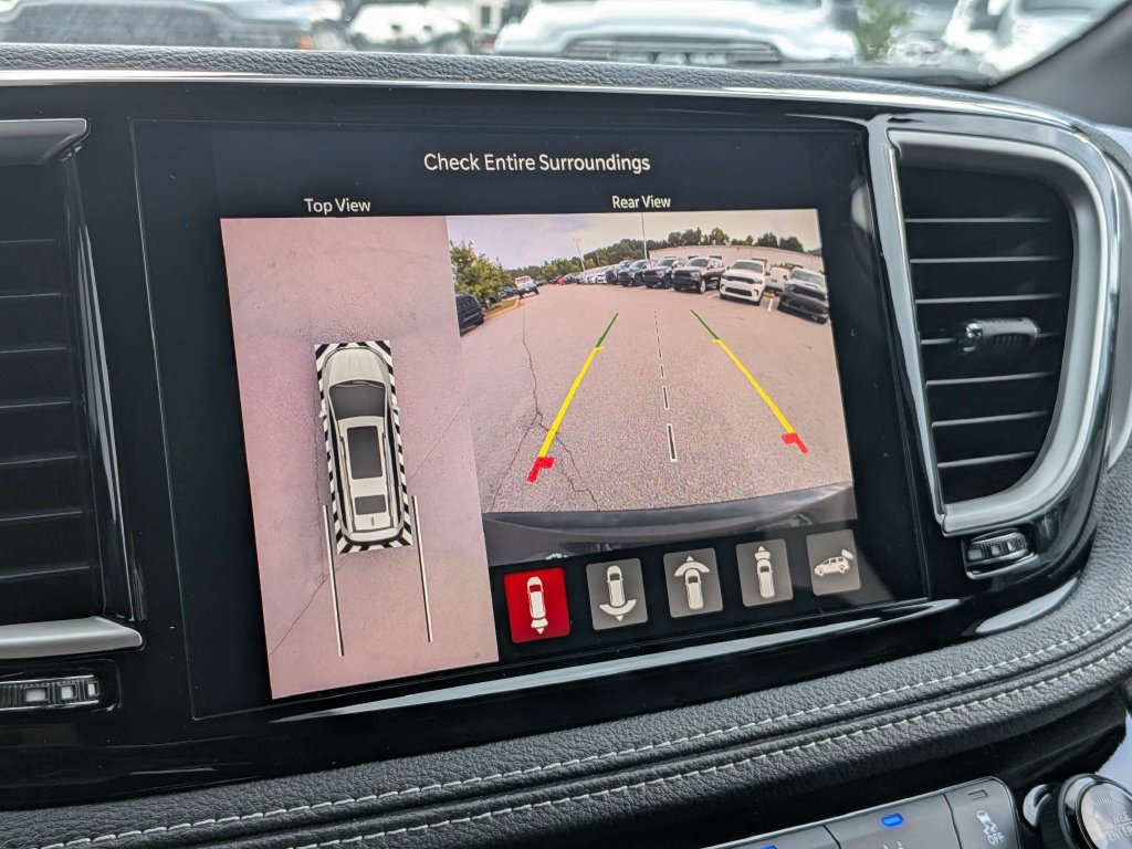 New 2027 Chrysler Pacifica Select w/ Family Tech Group FWD image 21