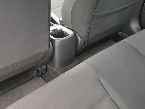Used 2025 Nissan Versa S w/ Trunk Package FWD image 17
