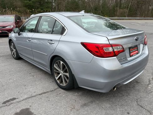 Used 2017 Subaru Legacy 2.5i Limited image 8