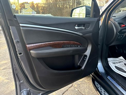 Used 2017 Acura MDX SH-AWD w/ Technology Package image 18