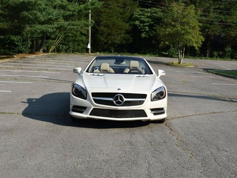 Used 2016 Mercedes-Benz SL 550 image 21