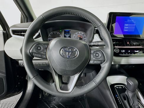 Used 2025 Toyota Corolla SE FWD image 15