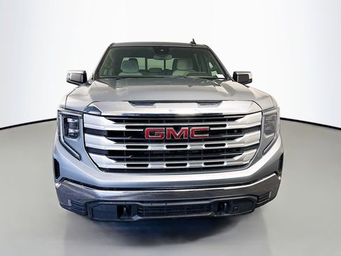 Used 2023 GMC Sierra 1500 SLE w/ Preferred Package image 2