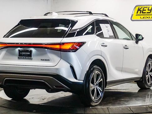 Used 2024 Lexus RX 350 Premium w/ Convenience Package image 4