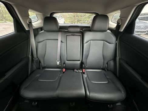 Used 2025 Kia Sportage EX FWD image 22