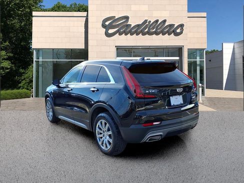 Certified 2023 Cadillac XT4 Premium Luxury w/ Cold Weather Package image 3