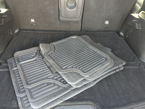 Used 2018 Nissan Rogue S image 28