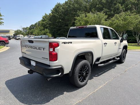 New 2026 Chevrolet Silverado 2500 Custom w/ Custom Value Package AWD/4WD image 5