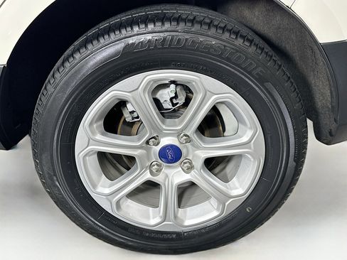 Used 2021 Ford EcoSport SE w/ SE Convenience Package image 11