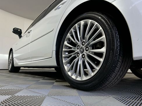 Certified 2020 Toyota Avalon Limited w/ Advanced Safety Package image 30