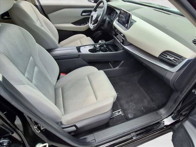 Certified 2024 Nissan Rogue SV FWD image 20