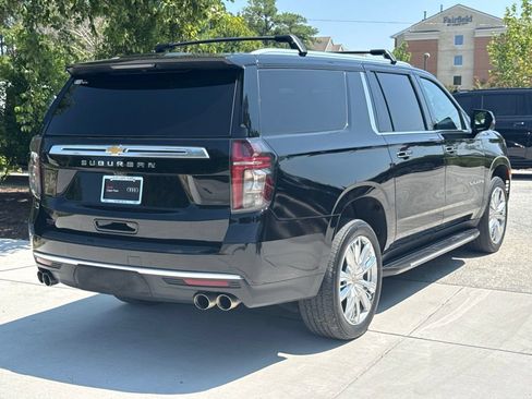 Used 2023 Chevrolet Suburban High Country AWD/4WD image 7