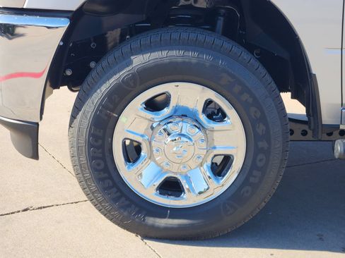 New 2026 RAM 2500 Tradesman AWD/4WD image 12