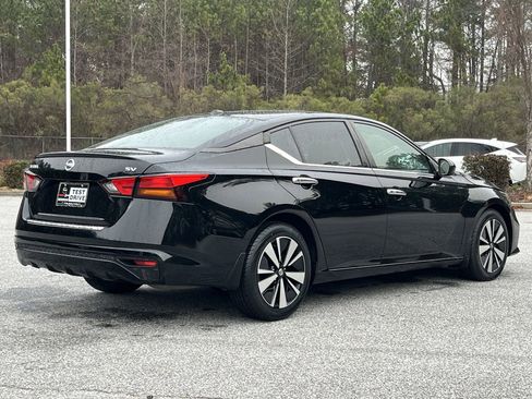 Used 2022 Nissan Altima 2.5 SV image 22