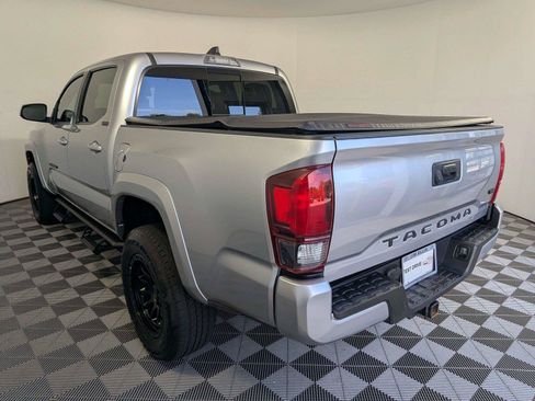 Used 2023 Toyota Tacoma SR5 w/ Technology Package RWD image 7