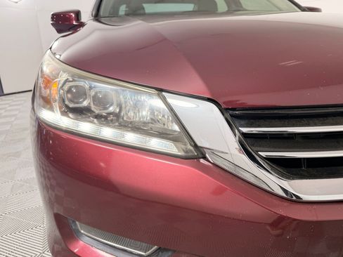 Used 2013 Honda Accord Touring image 11