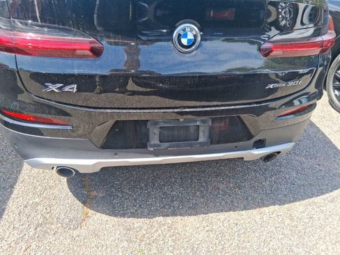 Used 2021 BMW X4 xDrive30i w/ Executive Package AWD/4WD image 12