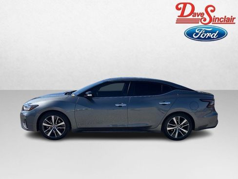 Used 2019 Nissan Maxima 3.5 SL w/ Floor Mat Group FWD image 10