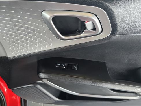 Used 2024 Kia Soul LX image 24