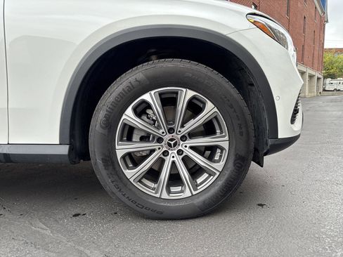Used 2023 Mercedes-Benz GLC 300 4MATIC image 7