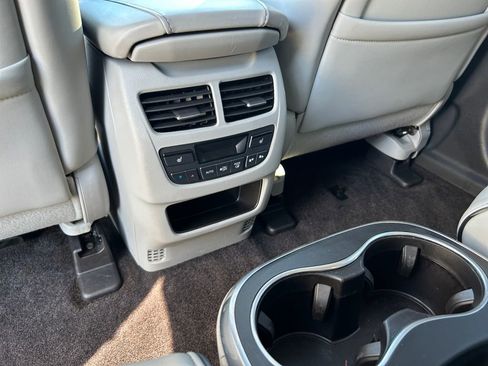 Used 2017 Acura MDX SH-AWD w/ Advance Package image 36