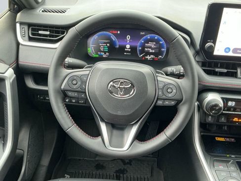 Used 2025 Toyota RAV4 XSE image 13