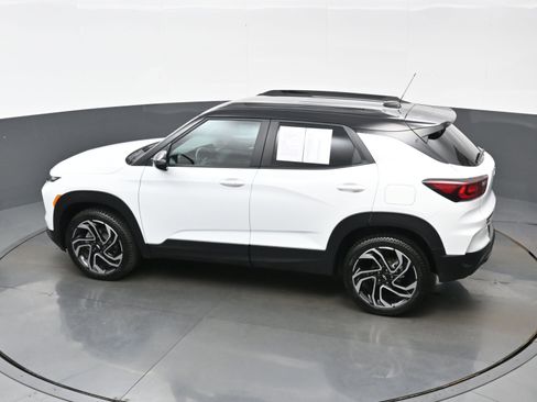 Used 2024 Chevrolet TrailBlazer RS w/ Convenience Package AWD/4WD image 34