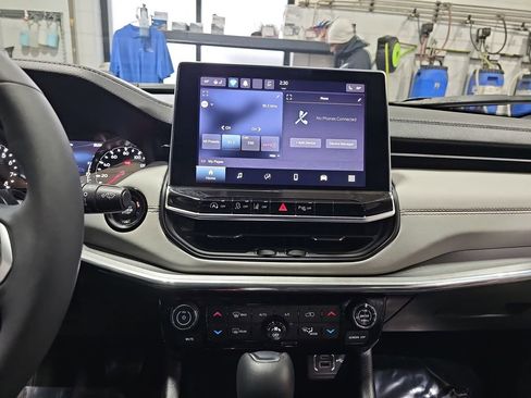 Used 2023 Jeep Compass Limited w/ Elite Group image 18