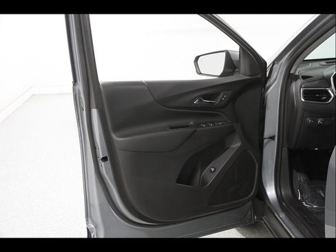 Certified 2024 Chevrolet Equinox LT FWD image 4