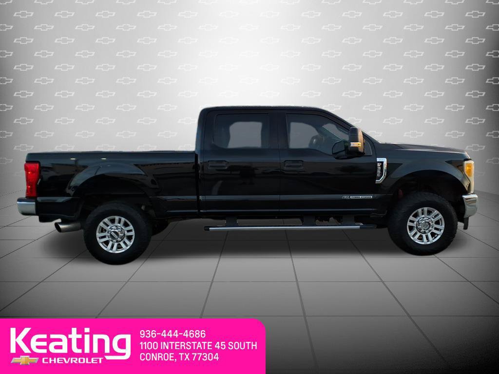 Used 2017 Ford F350 XLT w/ XLT Value Package AWD/4WD image 4