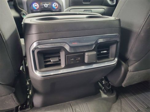 Used 2021 GMC Sierra 1500 Elevation w/ Preferred Package image 29