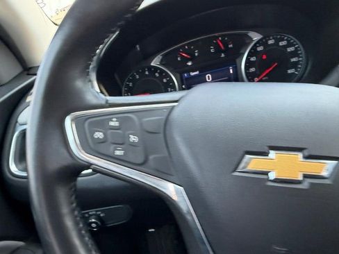 Used 2019 Chevrolet Equinox LT image 11