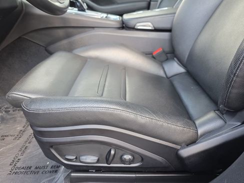 Used 2022 Porsche Panamera 4 Platinum Edition image 27