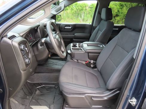 Certified 2020 Chevrolet Silverado 1500 Custom Trail Boss w/ Custom Convenience Package AWD/4WD image 20