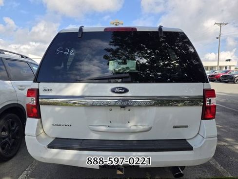 Used 2017 Ford Expedition Limited RWD image 6