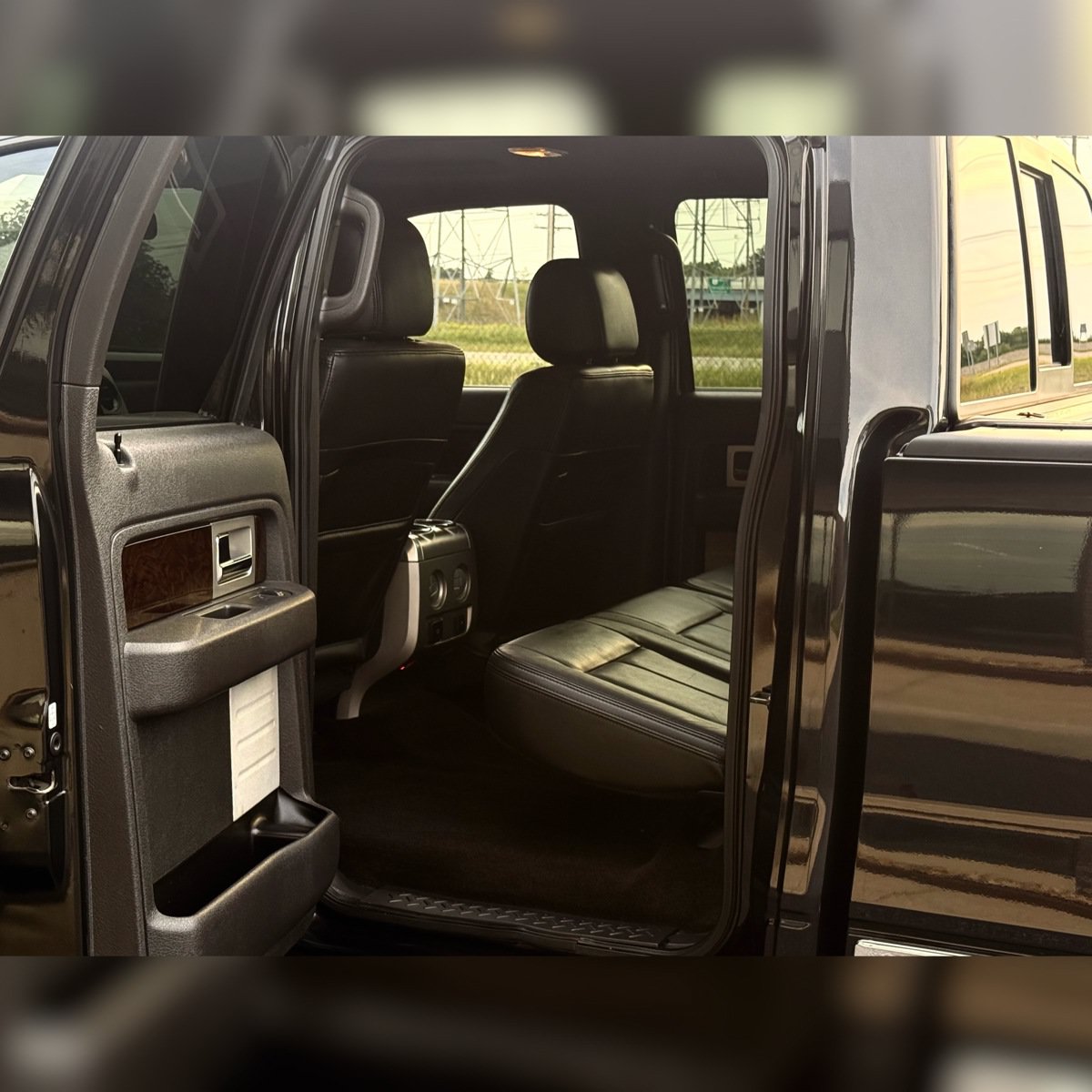 Used 2014 Ford F150 Platinum AWD/4WD image 7