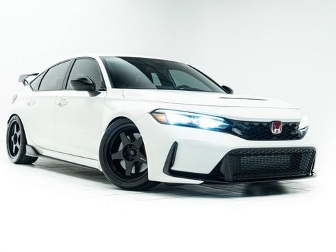 Used 2024 Honda Civic Type R image 5