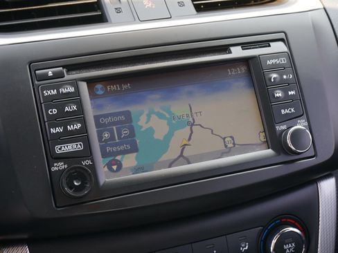 Used 2015 Nissan Sentra SR w/ SR Premium Package FWD image 16
